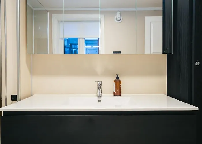 Newly Renovated With A Unique Location 아파트