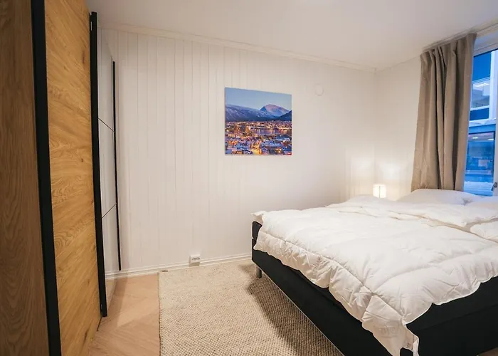 Newly Renovated With A Unique Location 트롬쇠